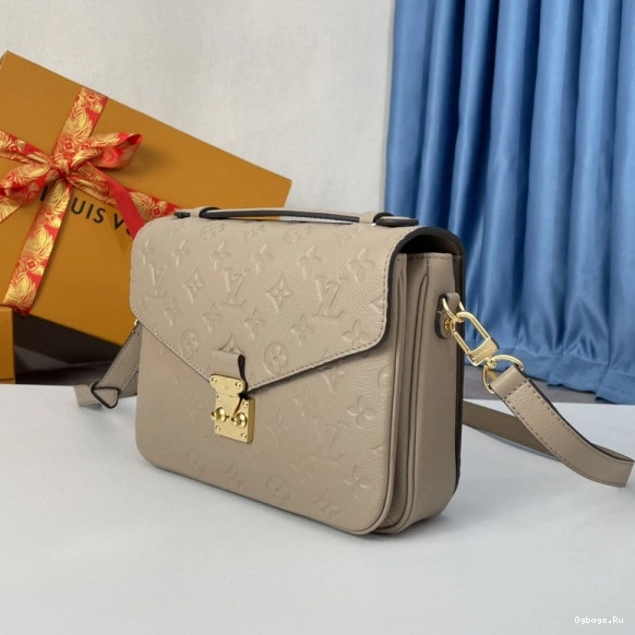 MÉTIS POCHETTE VUITTON LOUIS 0411